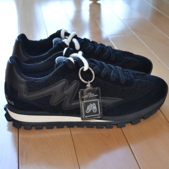 NWOT Marc Jacobs The Jogger Sneaker Shoes Size 10 US Black White